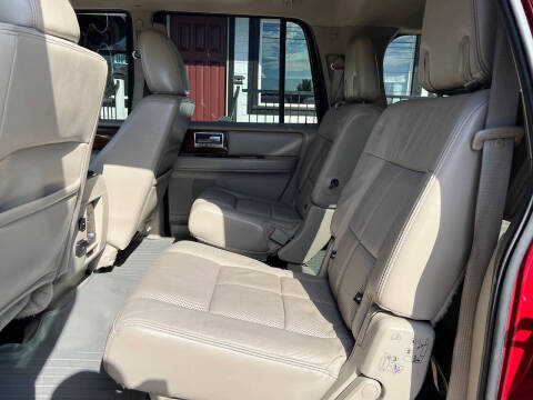 2013 Lincoln Navigator L