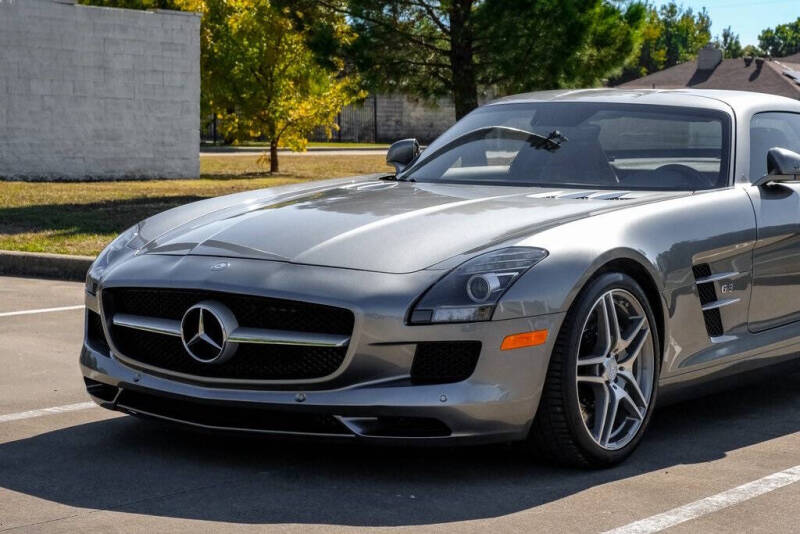 2011 Mercedes-Benz SLS AMG