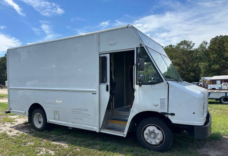 2022 Freightliner MT45 Chassis