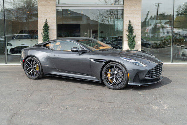 2024 Aston Martin DB12 44