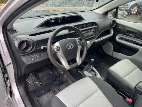 2014 Toyota Prius c Two