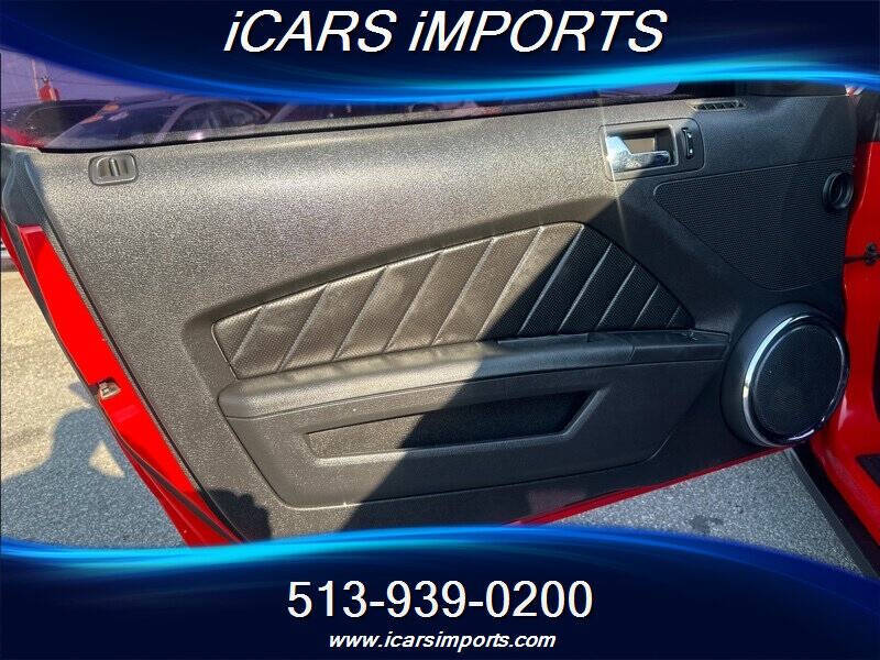 2011 Ford Mustang V6 Premium