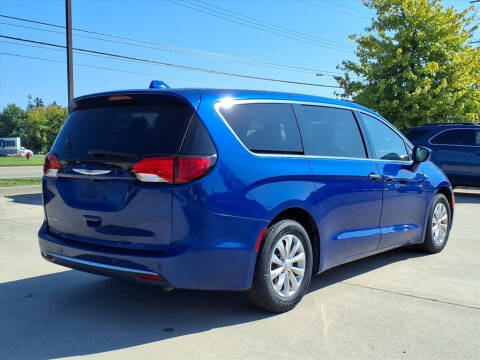 2019 Chrysler Pacifica Touring Plus
