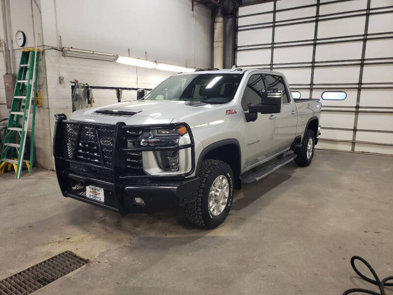 Used 2022 Chevrolet Silverado 3500HD LTZ with VIN 1GC4YUEY9NF102630 for sale in Concordia, KS