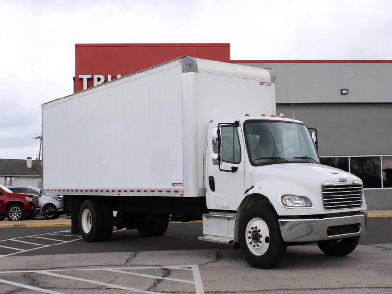2021 Freightliner M2 106