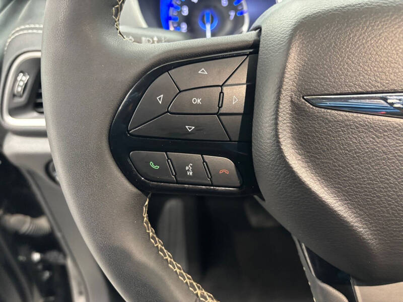 2022 Chrysler Pacifica Touring