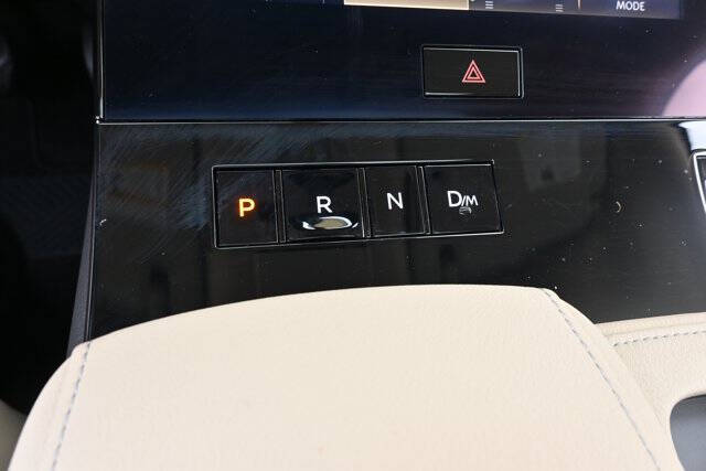 2025 Infiniti QX80 Pure