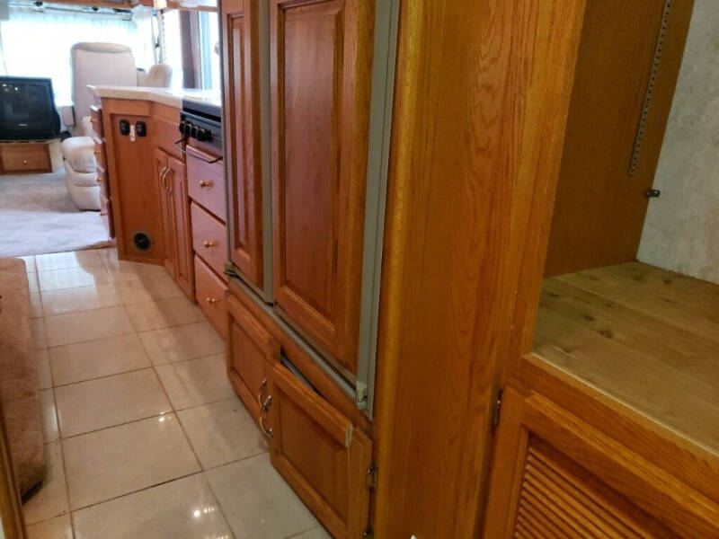 1999 Freightliner XC Chassis