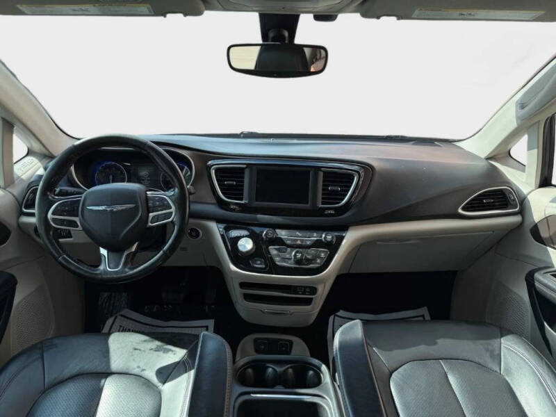 2019 Chrysler Pacifica Touring L