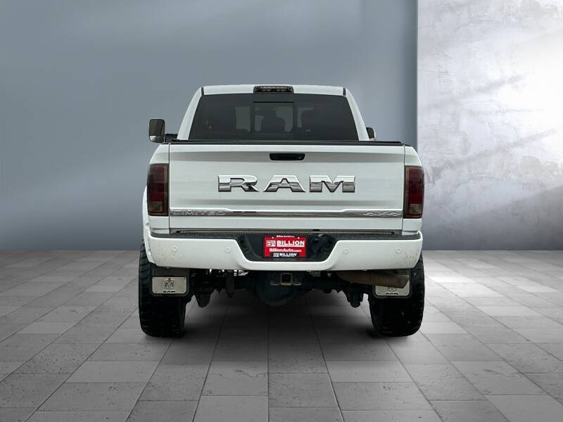 2018 RAM 3500 Laramie Limited