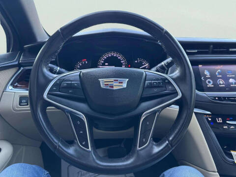 2017 Cadillac XT5 Premium Luxury