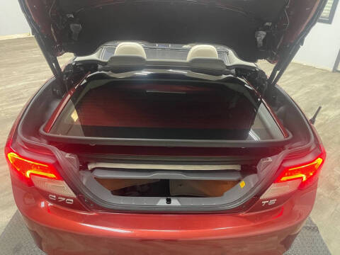 2011 Volvo C70 T5