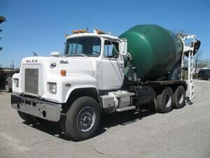 1987 Mack RS686LS for sale at LaPine Trucks & Trailers in Richland MS