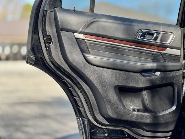 2017 Ford Explorer Platinum