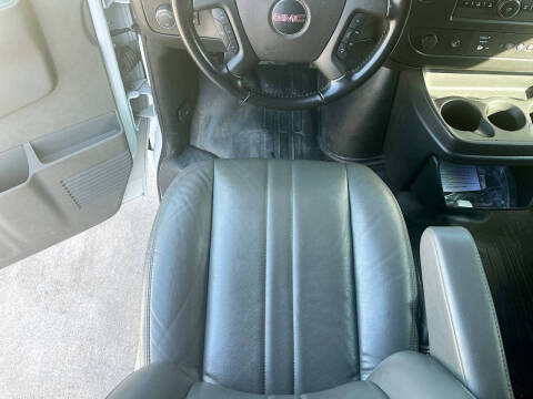 2023 GMC Savana 2500