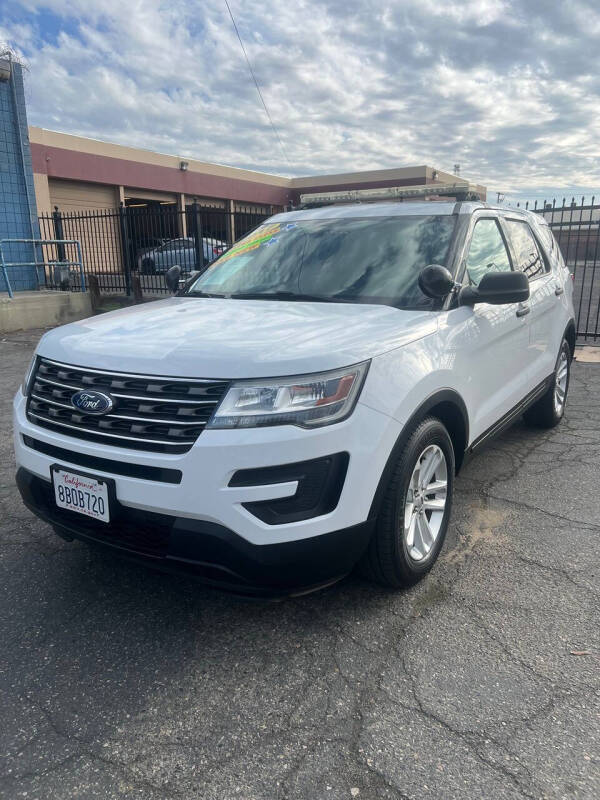 2017 Ford Explorer