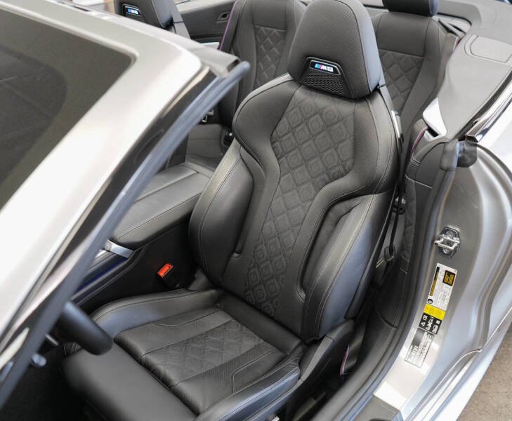 2022 BMW M8 Competition