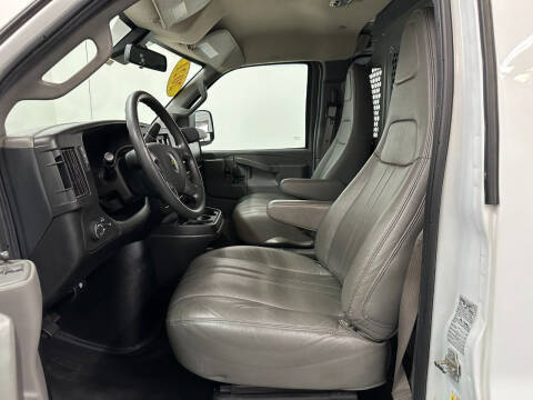 2021 Chevrolet Express 2500