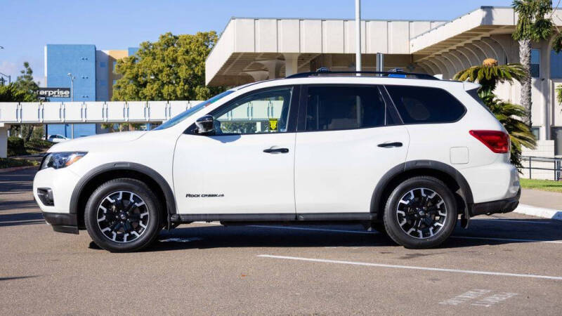 2019 Nissan Pathfinder SL