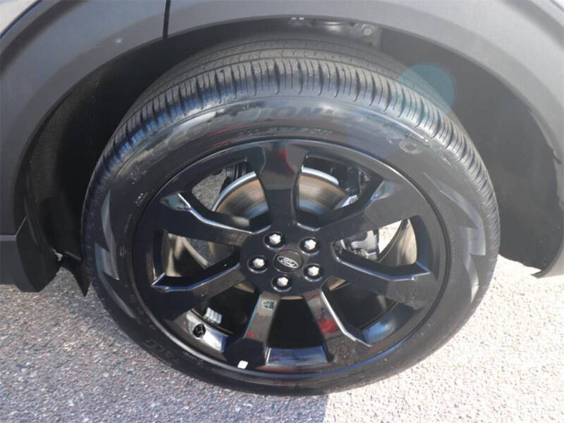 2023 Ford Explorer ST-Line