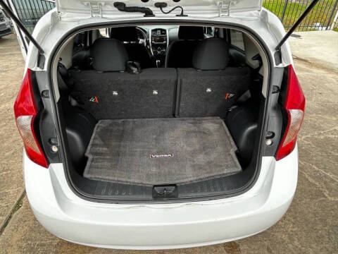 2016 Nissan Versa Note SV