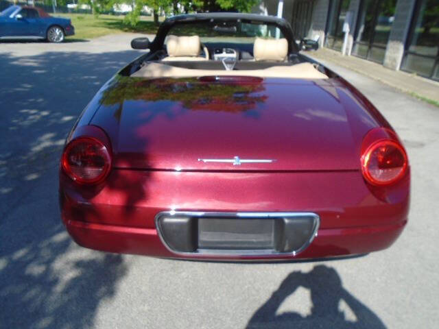 2004 Ford Thunderbird Deluxe