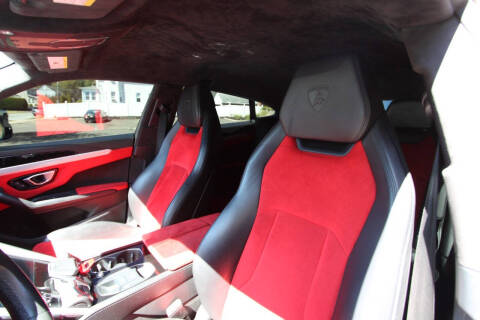 2019 Lamborghini Urus