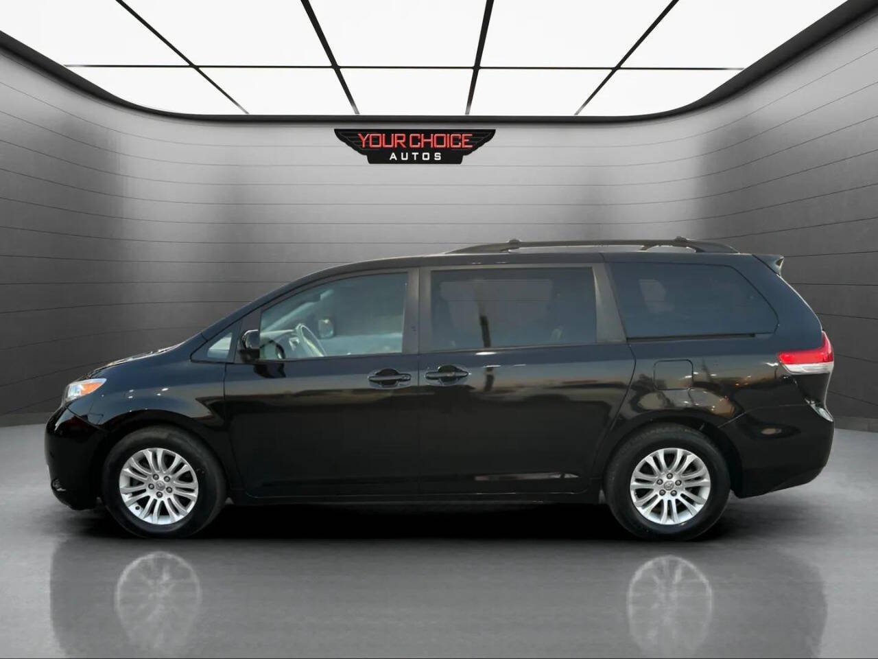 ToyotaSienna2