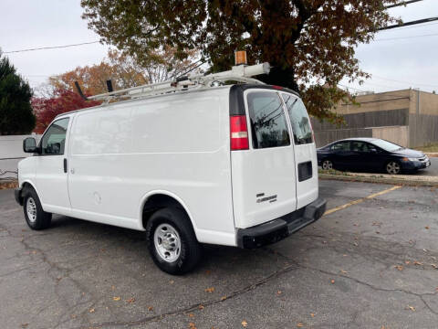 2011 Chevrolet Express 2500