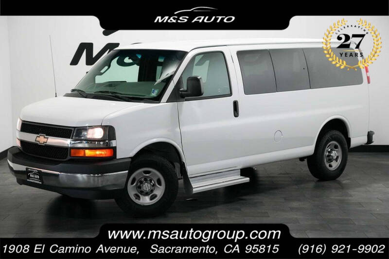 2017 Chevrolet Express LT 3500