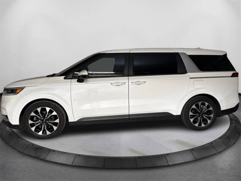 2022 Kia Carnival EX