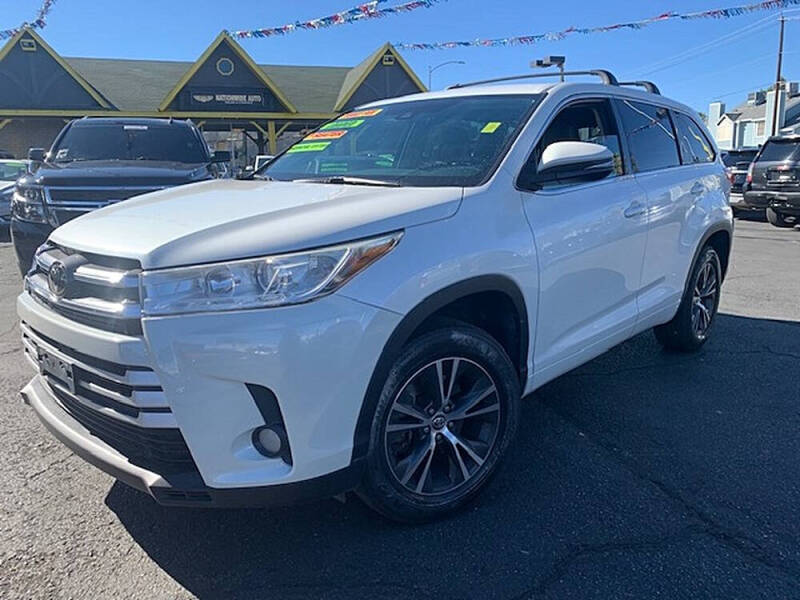 2017 Toyota Highlander