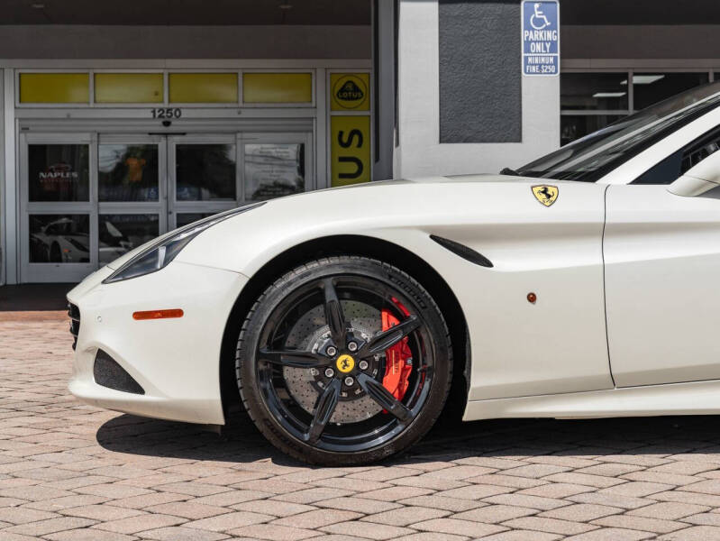 2015 Ferrari California T