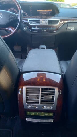 2013 Mercedes-Benz S-Class S 550 4MATIC