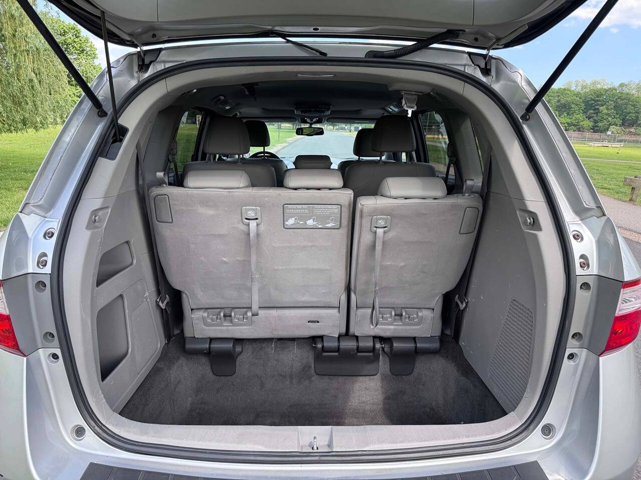 2011 Honda Odyssey 34