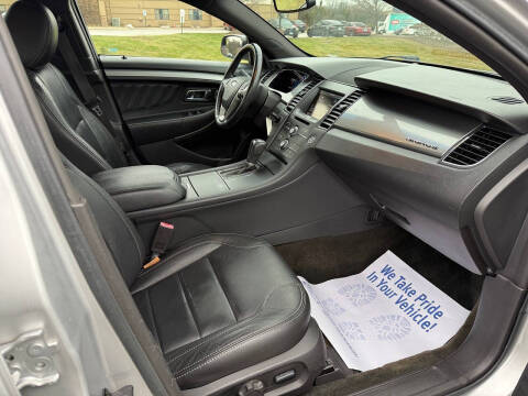 2014 Ford Taurus SEL