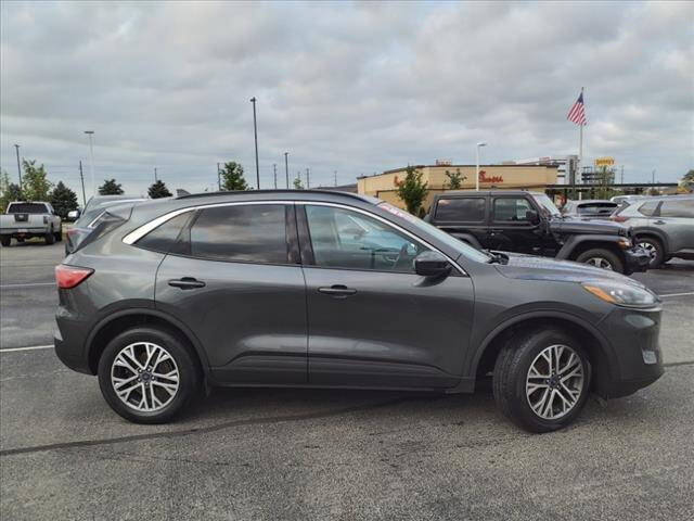 Used 2020 Ford Escape SE with VIN 1FMCU9G66LUB00578 for sale in Bourbonnais, IL