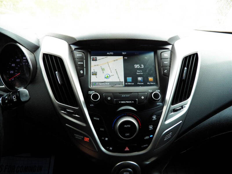 2017 Hyundai Veloster Value Edition