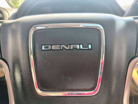 2015 GMC Sierra 2500HD Denali