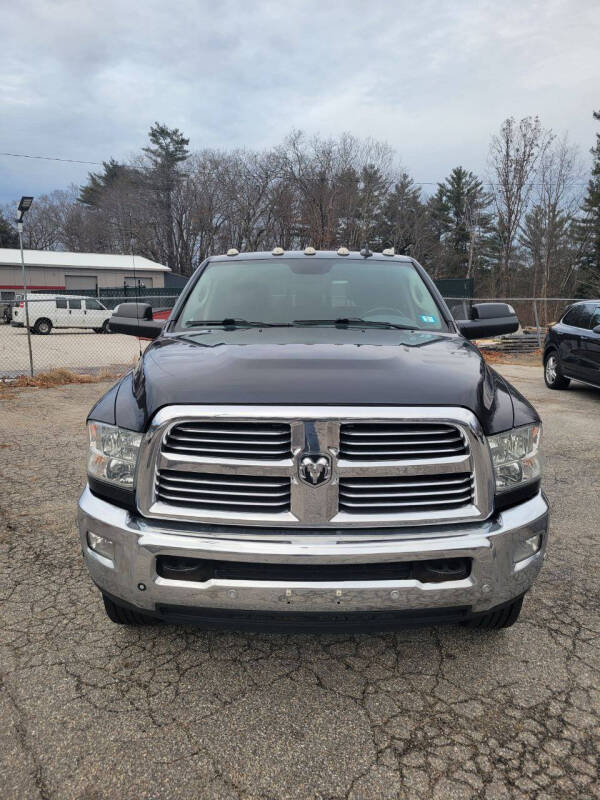 2017 RAM Ram 3500 Pickup Big Horn/Lone Star photo 2