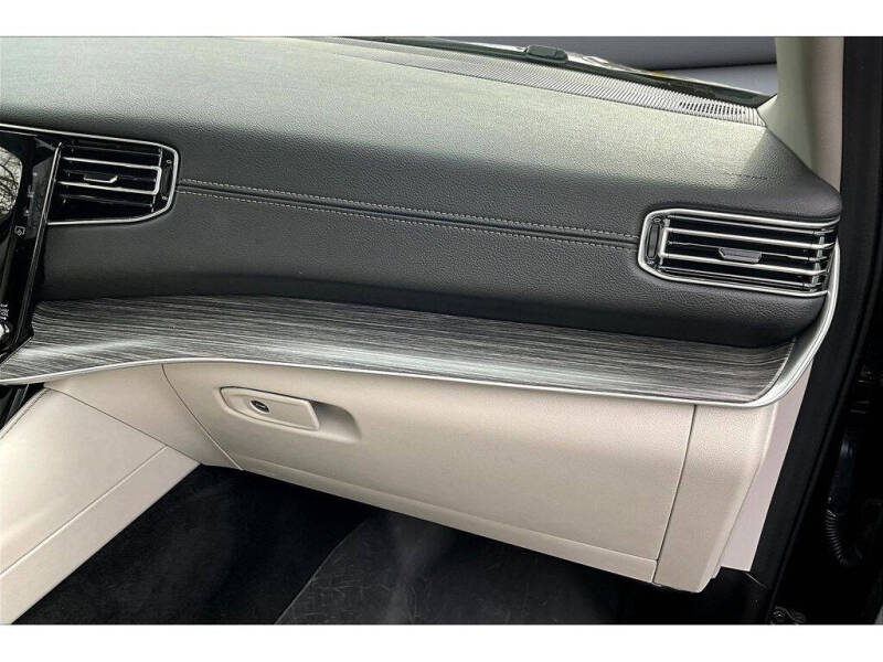 2024 Jeep Wagoneer Series III