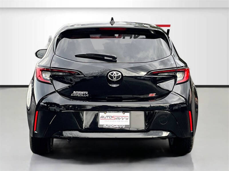 2025 Toyota Corolla Hatchback SE