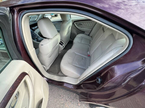 2011 Ford Taurus Limited