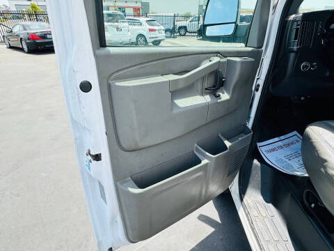 2016 Chevrolet Express 2500