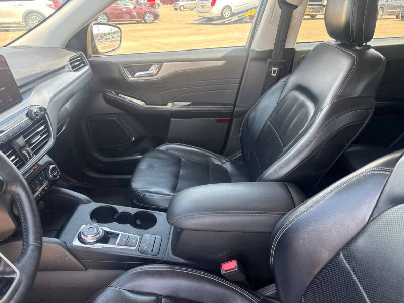 2021 Ford Escape SEL