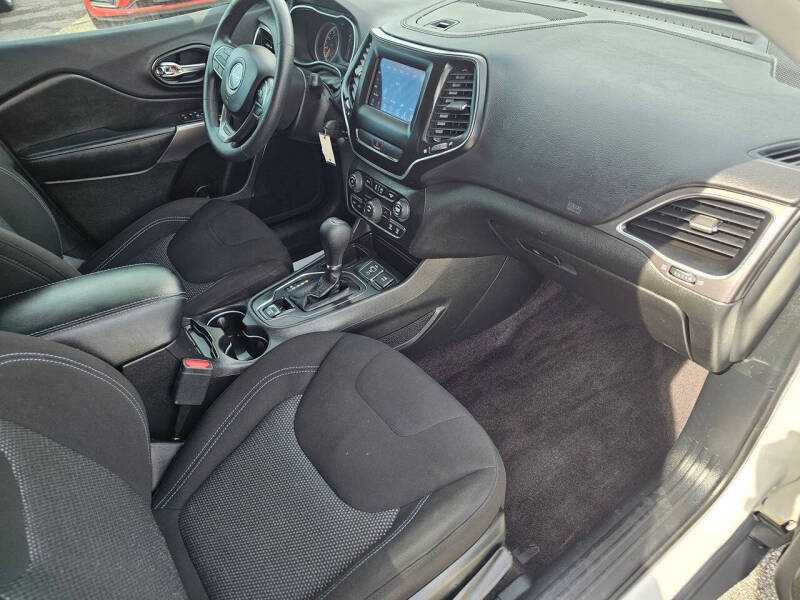 2019 Jeep Cherokee Latitude