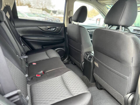 2017 Nissan Rogue SV