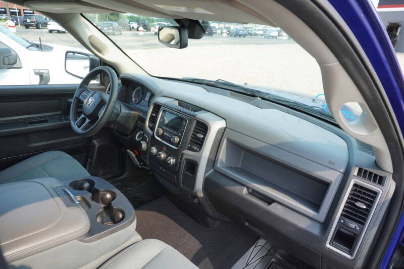 2017 RAM 1500 Express