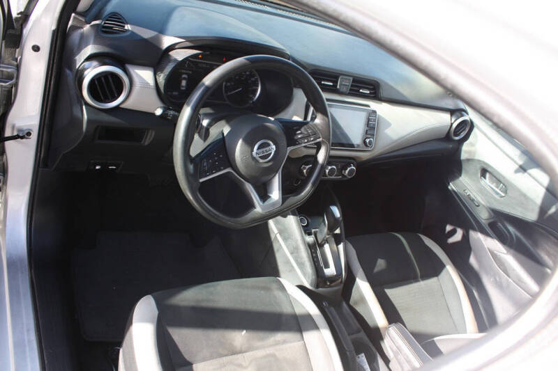 2020 Nissan Versa SV