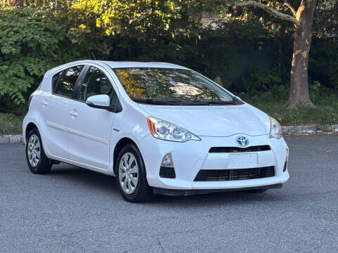 2013 Toyota Prius c One